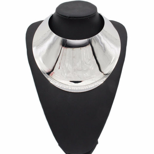 Collier Ras de Cou Géométrique Exagéré Européen Américain pour Femme Métal Élégant et Moderne