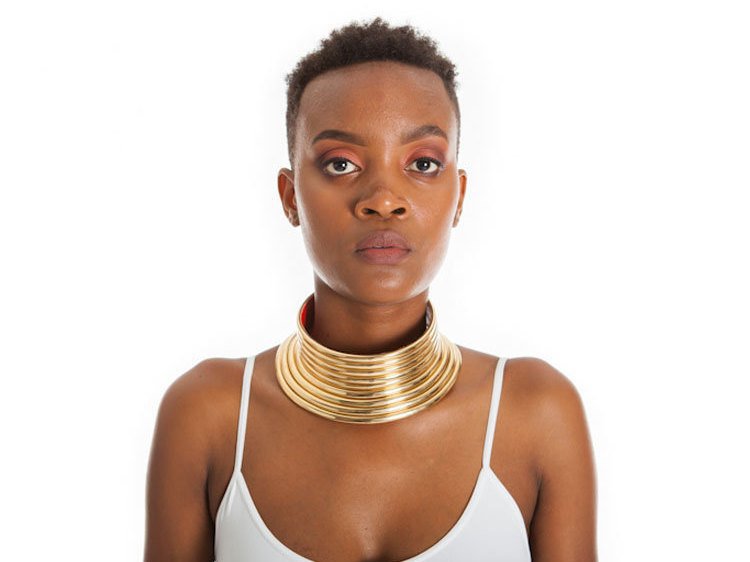 Collier Africain Doré Pour Femmes Avec Design Géométrique Contemporain Et Élégant Pour Toutes Occasions